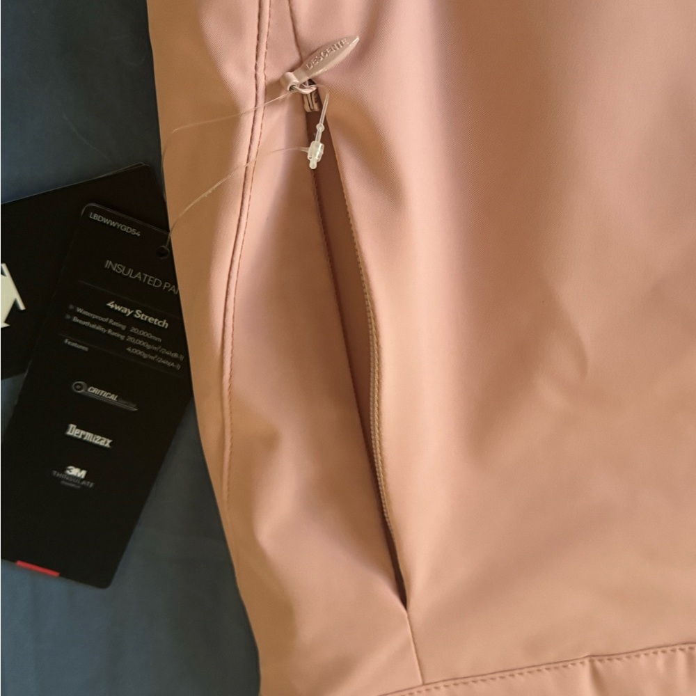 Descente Light Pink Women’s Insulated Ski Pants - Picture 6 of 11